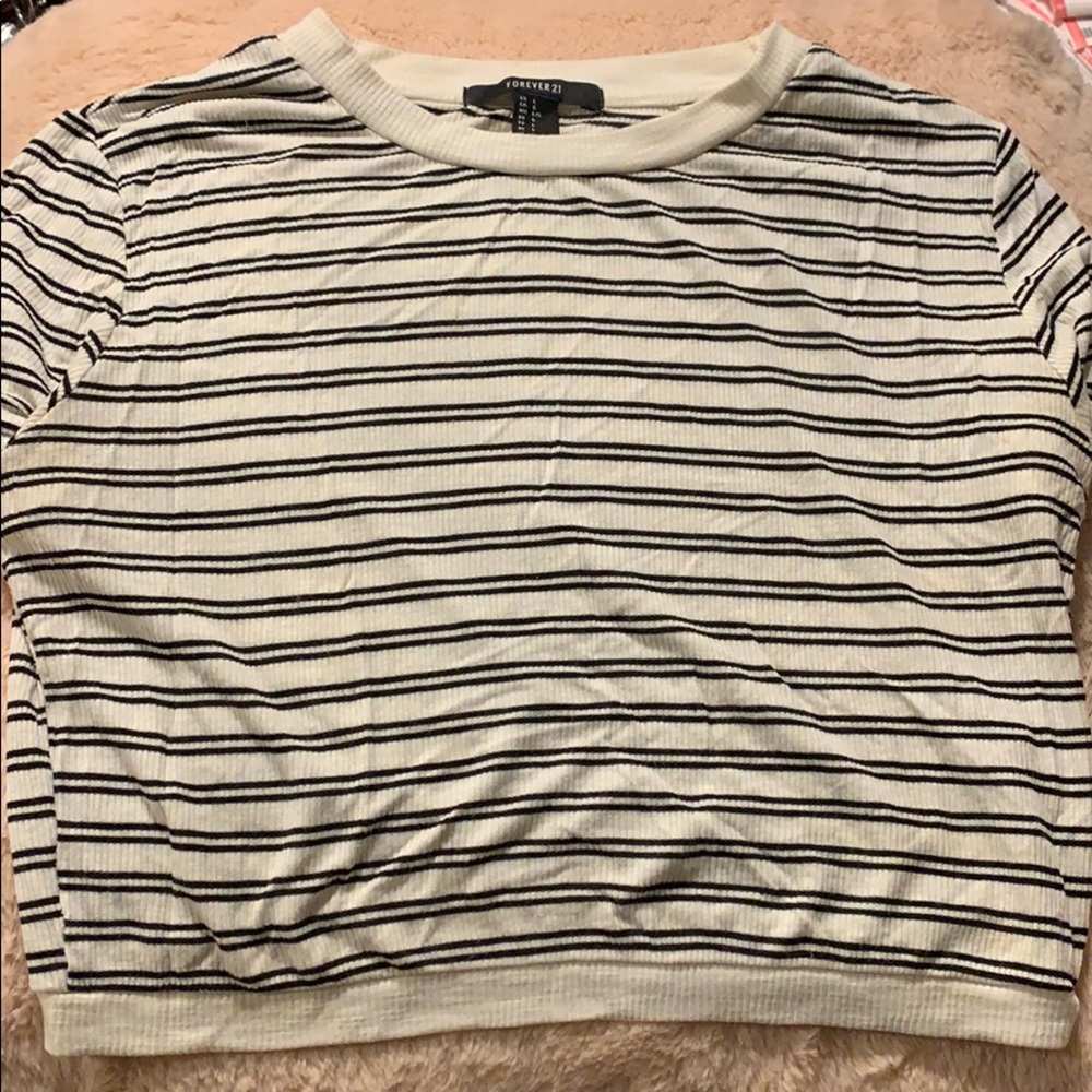Black and White Crop Top